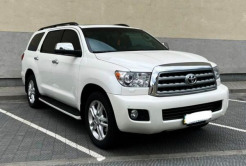 346 Бронированный джип без водителя Toyota Sequoia белая AkYN