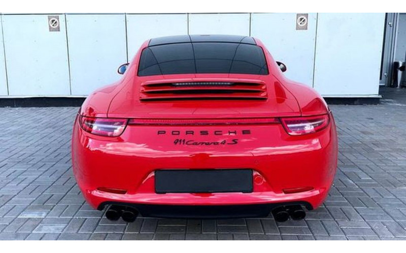 192 Porsche 911 Carrera 4S красный без водителя Ly4r