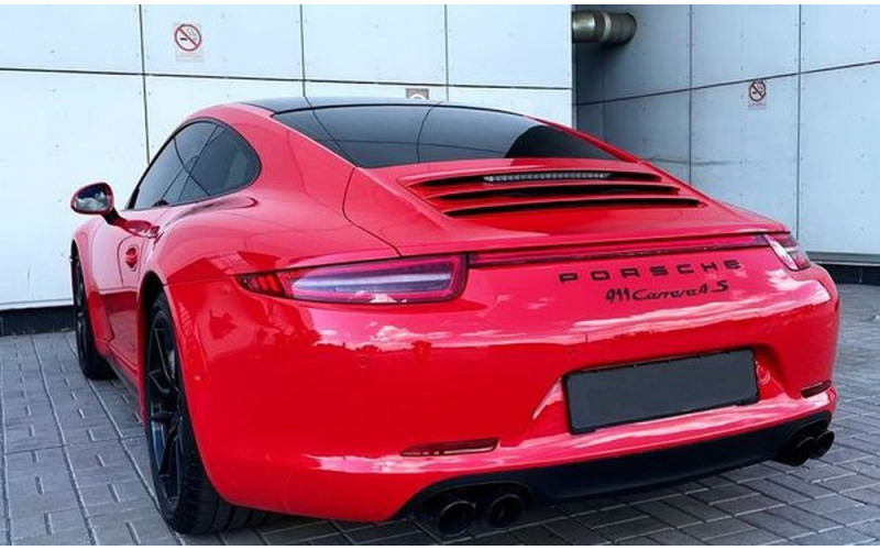 192 Porsche 911 Carrera 4S красный без водителя Ly4r