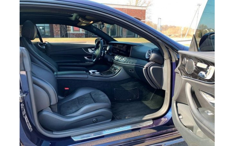 059 Авто без водителя Mercedes Е Coupe W238 cиний eOBr