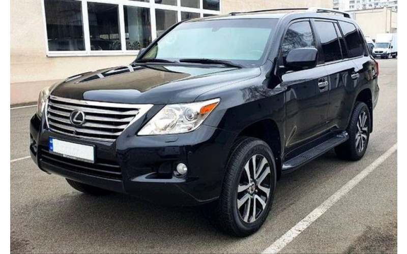 384 Бронированный джип Lexus LX 570 B6 черный с водителем 1NbQ