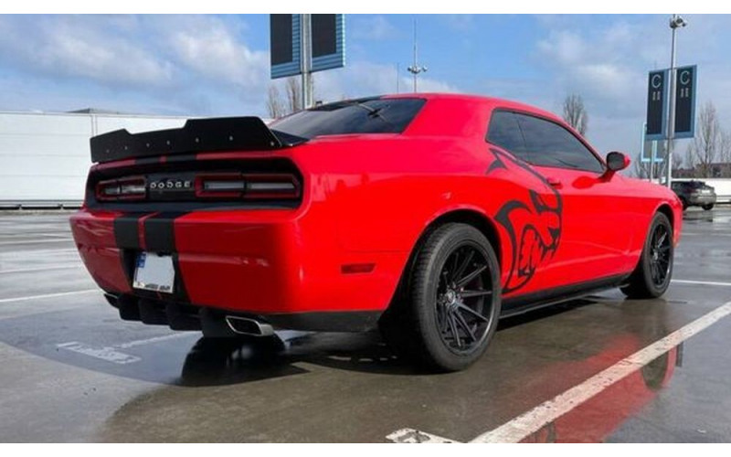 399 Спорткара Dodge Challenger 3.6 л красный с водителем 5Mny