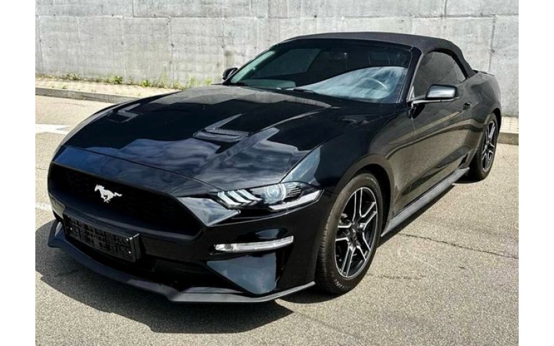 413 Кабриолет Ford Mustang GT черный 4xBq