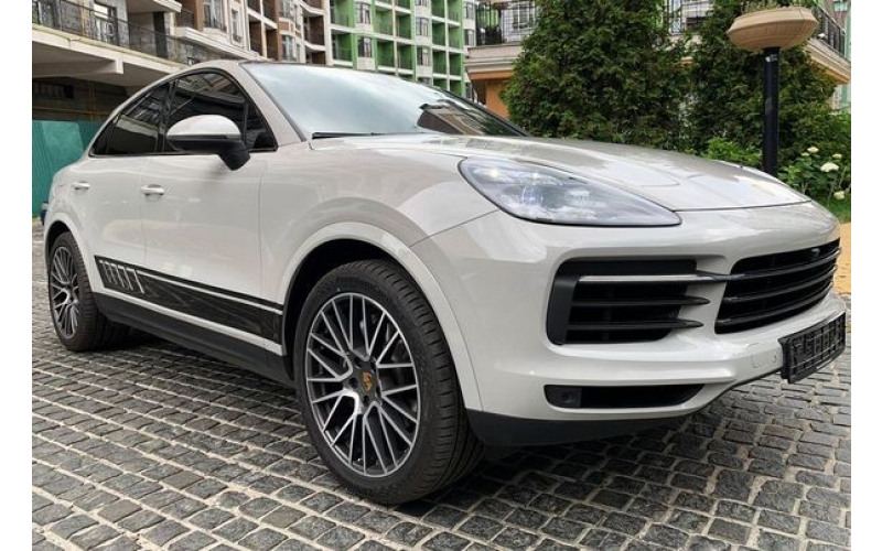 417 Porsche Cayenne Coupe без водителя K4zL